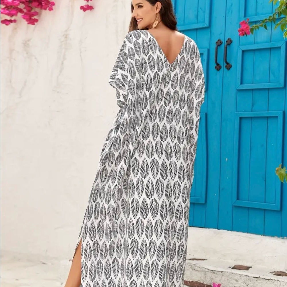 Caftan Boho Chic Batwing Sleeve Leaf Print Cover Up Dress, One Size, NWOT - Picture 5 of 5